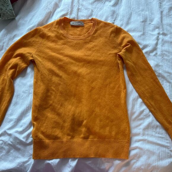 Everlane Women's Cashmere Crew Sweater - Picture 2 of 3